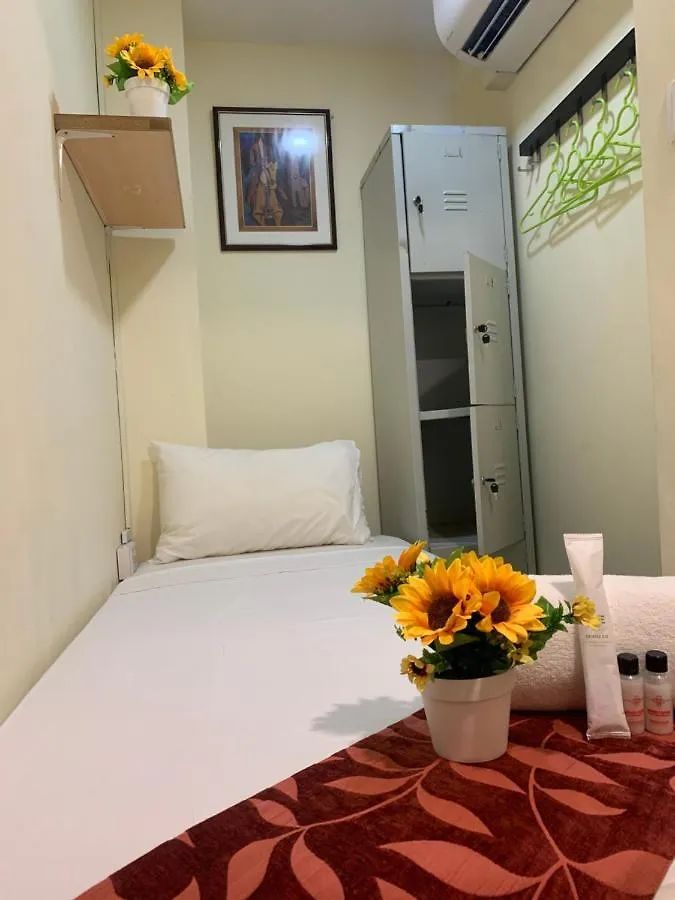 Single Sharing Room And Short Hours Stay At Sandpiper Hotel Singapore 3*,